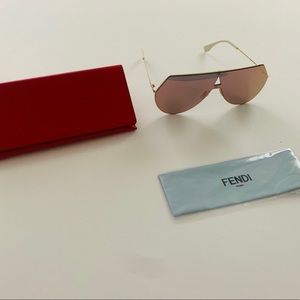 Authentic Fendi Eyeline Aviator Sunglasses 😎